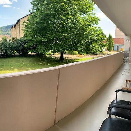 Grosse Und Helle Ferien Wohnung Mit Parkplatzen Laufenburg Exterior foto